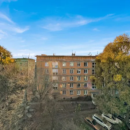 Teczowa Comfort By Bookinghost Daire