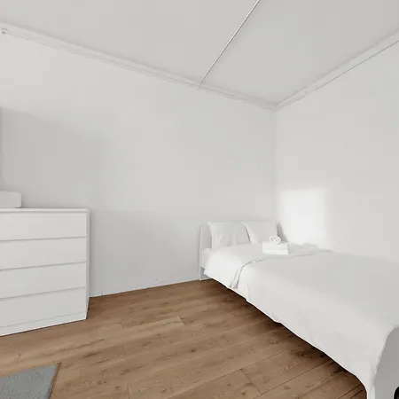 Teczowa Comfort By Bookinghost *