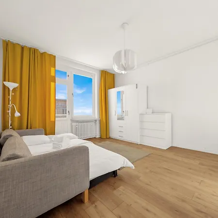 Teczowa Comfort By Bookinghost Daire