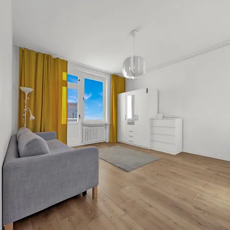 Teczowa Comfort By Bookinghost Daire